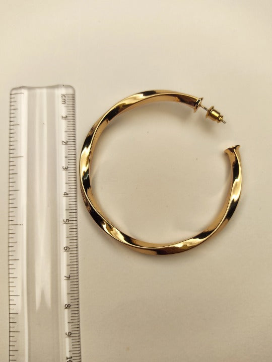 018 Large Gold Twist Hoops