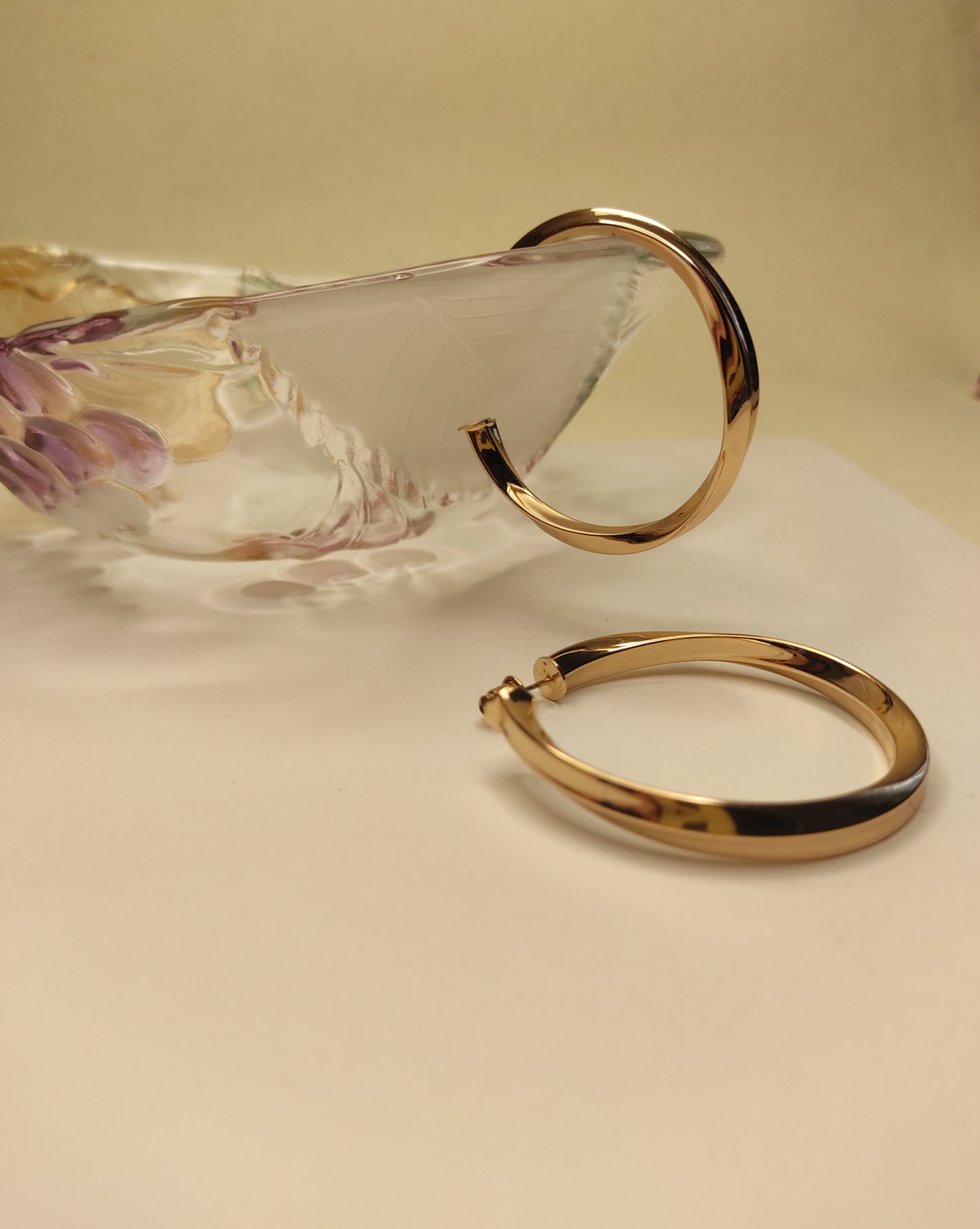 034 Large Gold Spherical Twist Hoops