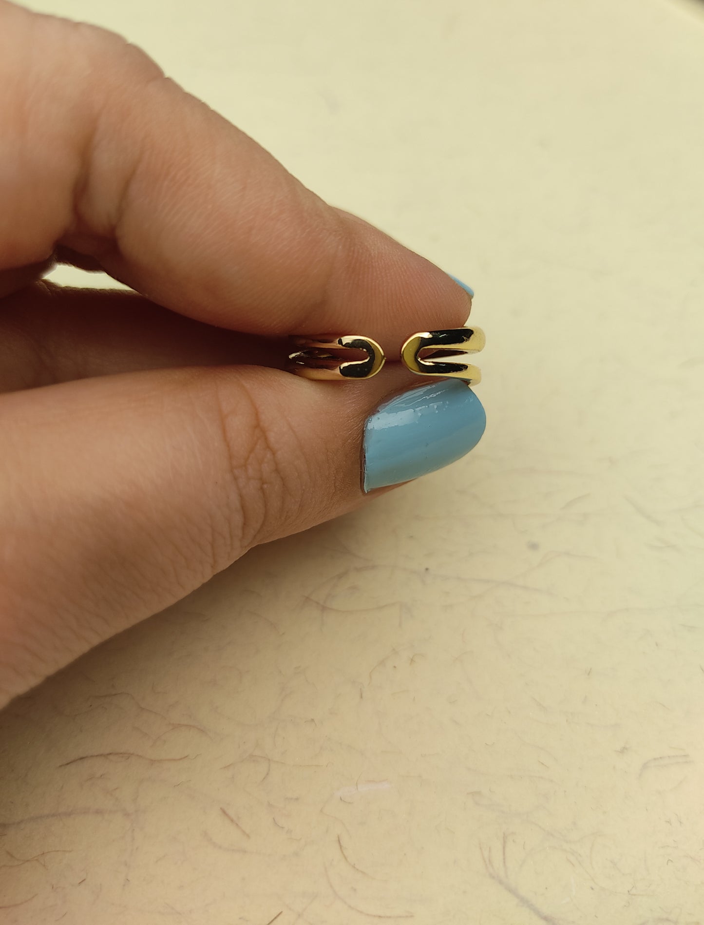 039 Silver Overlap Ring