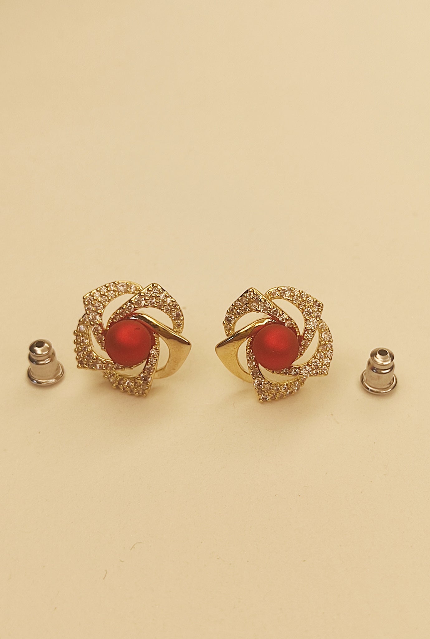 124 Gold and Red Flower Studs