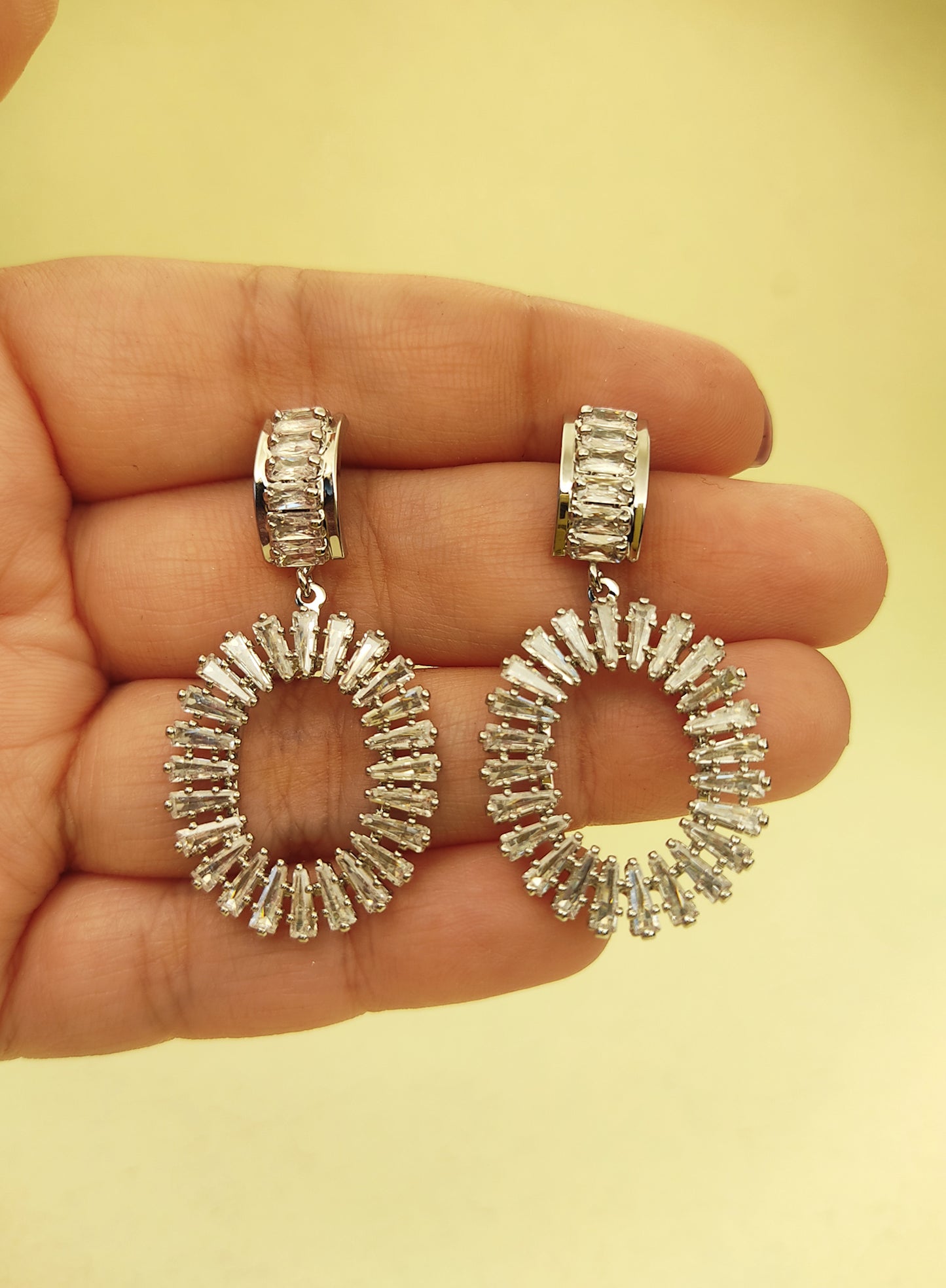 141 Silver Oval Danglers