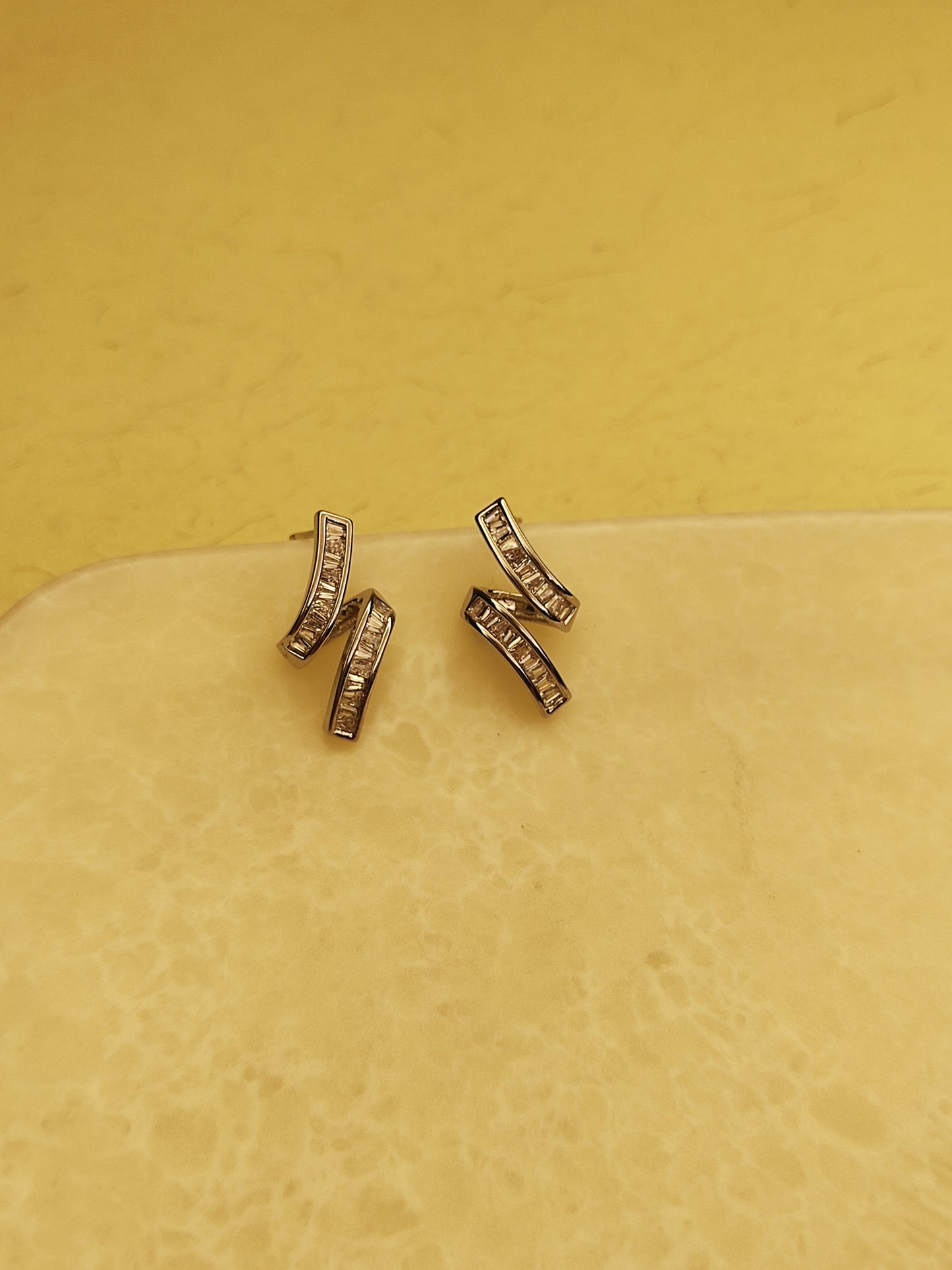 146 Silver Spiral Studs