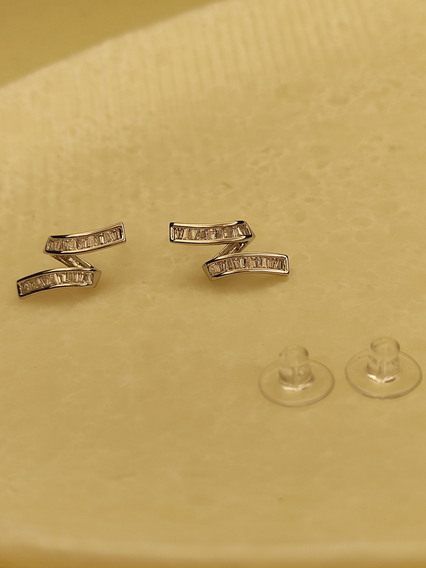 146 Silver Spiral Studs