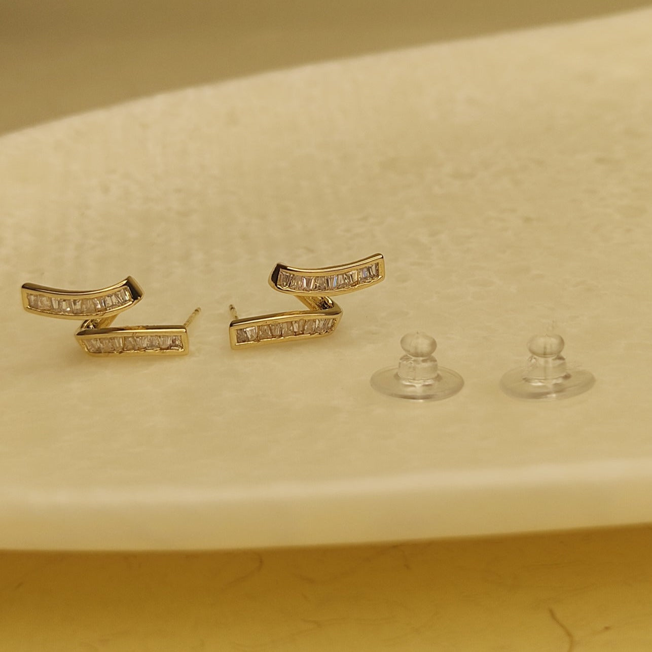 147 Gold Spiral Studs