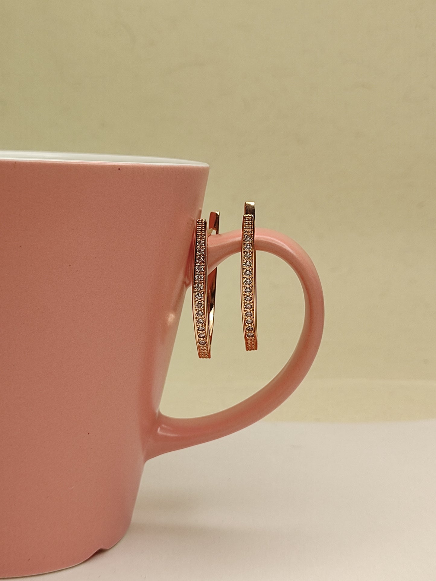 194 Rose Gold V Earrings