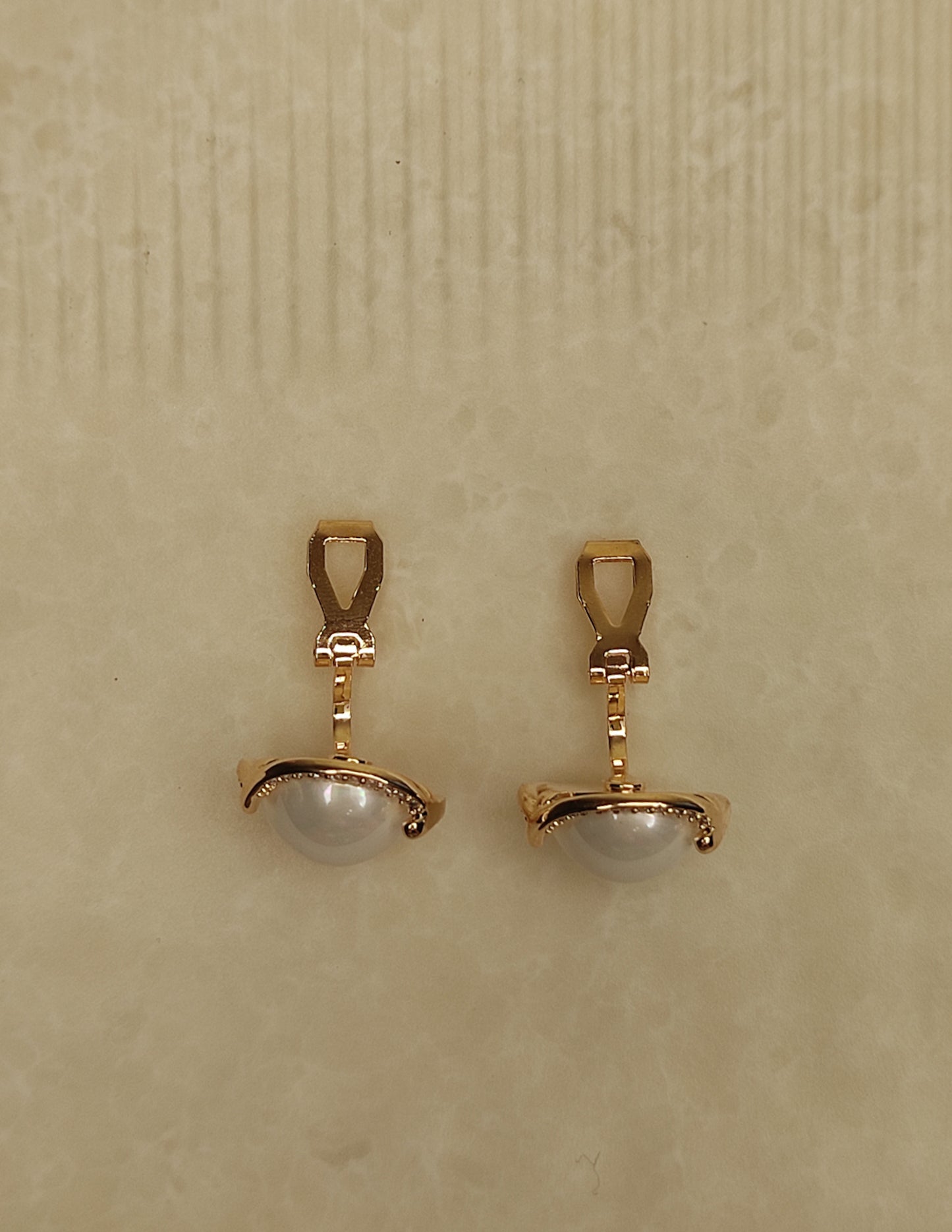 203 Gold Classic Clip-On Earrings