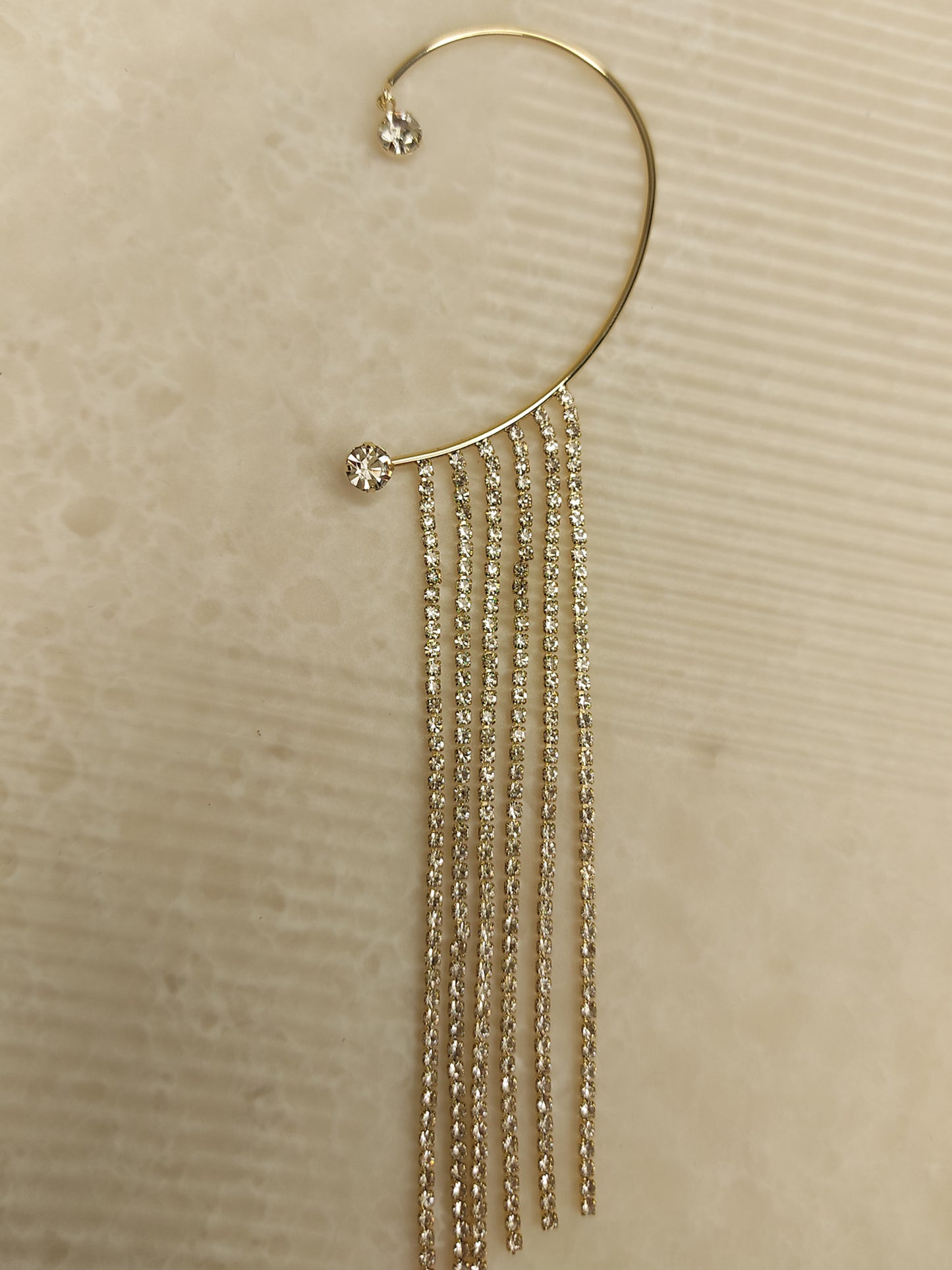 228 Gold Classic Dangler Ear Cuff