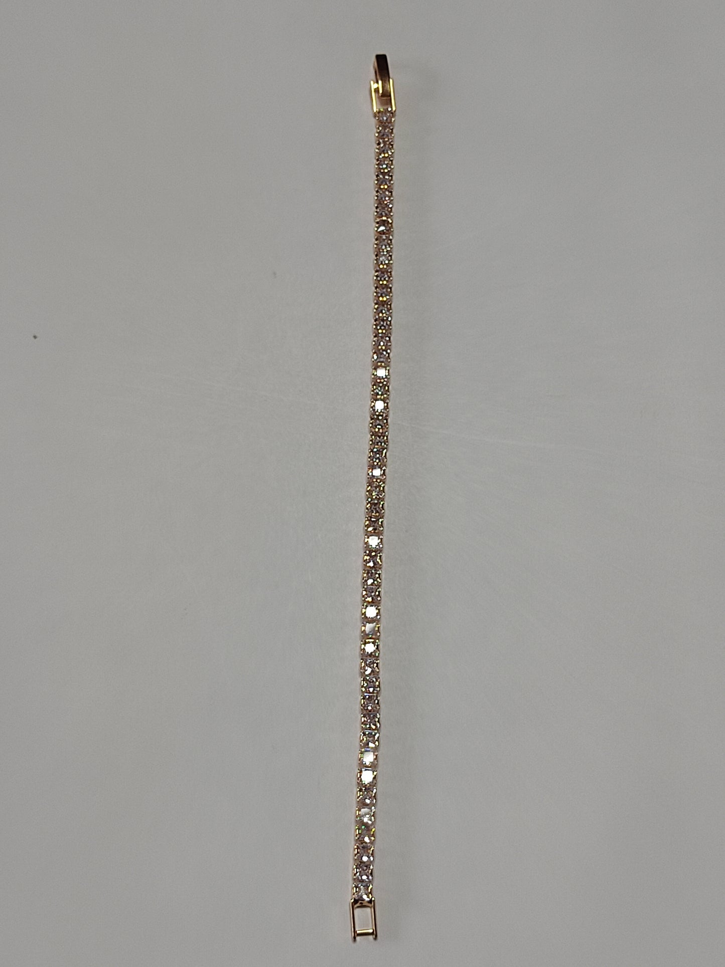 260 Gold Classic Tennis Bracelet