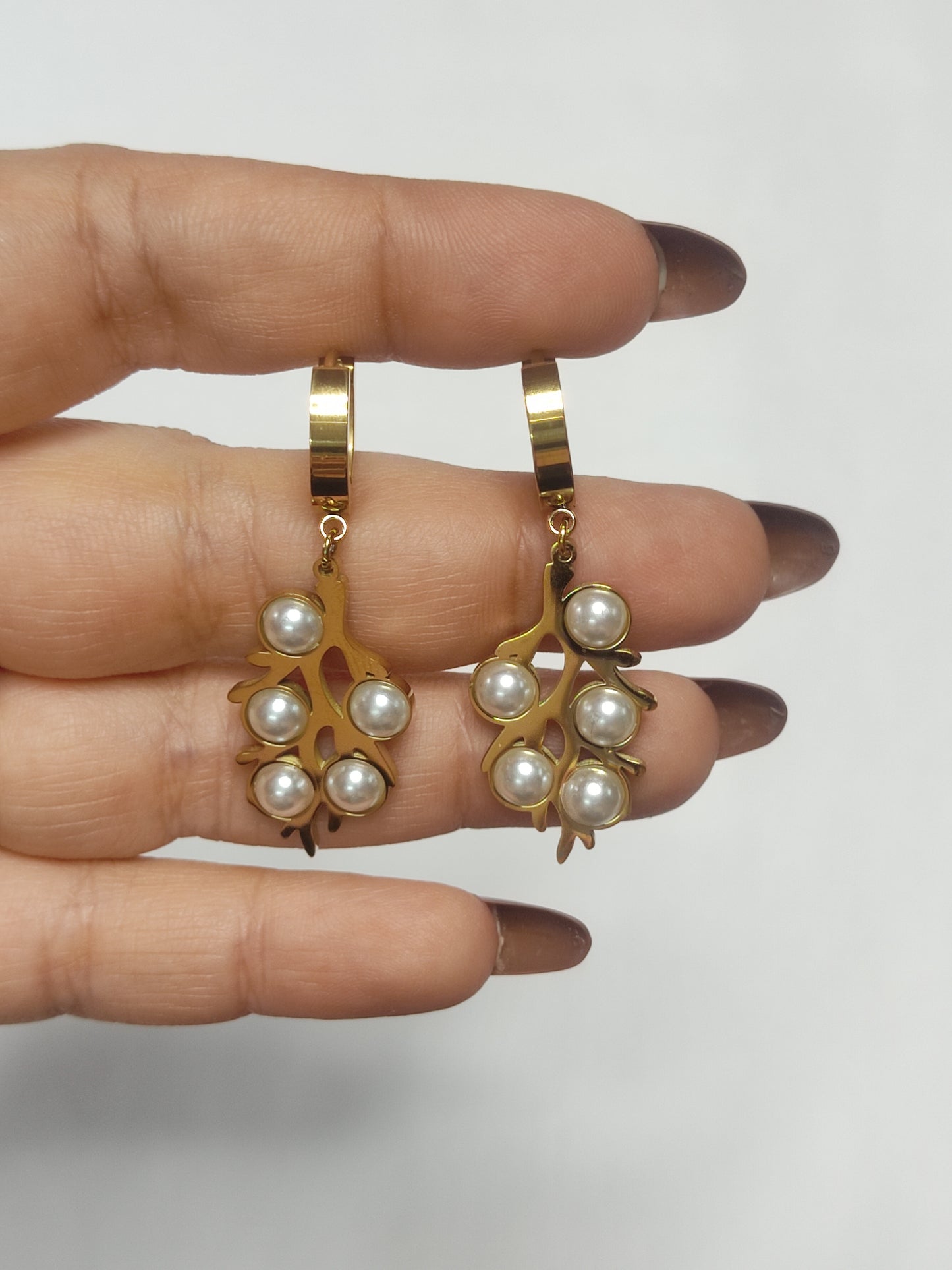 303 Pearl & Gold Cluster Studs