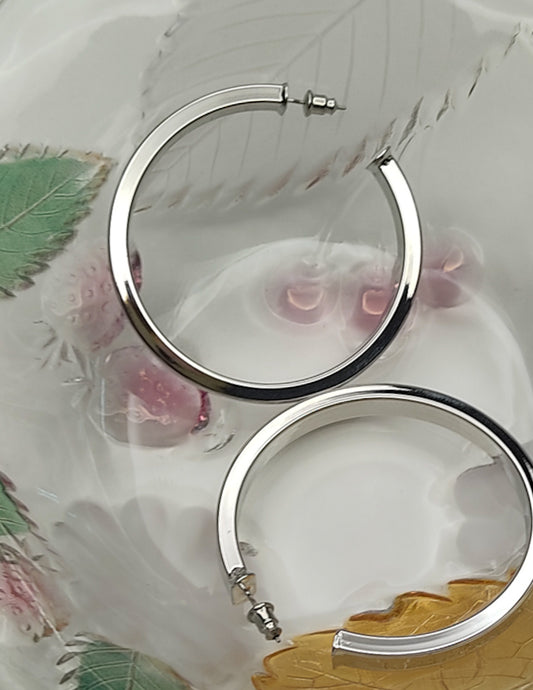 020 Large Classic Silver Hoops