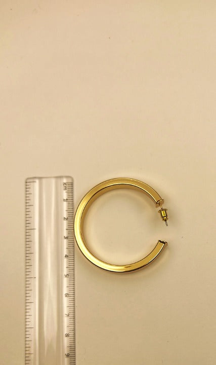 027 Medium Thick Gold Classic Hoops