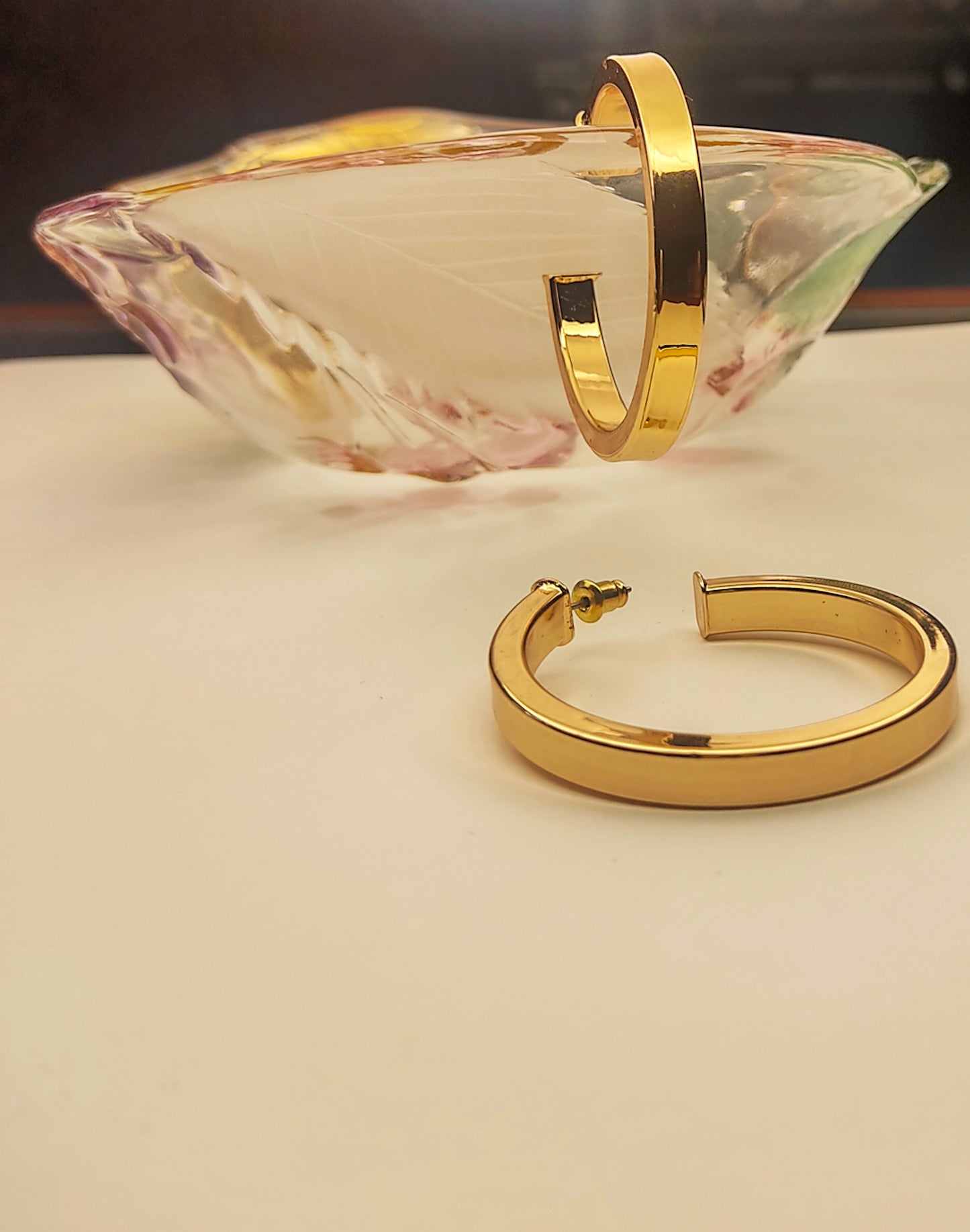 027 Medium Thick Gold Classic Hoops