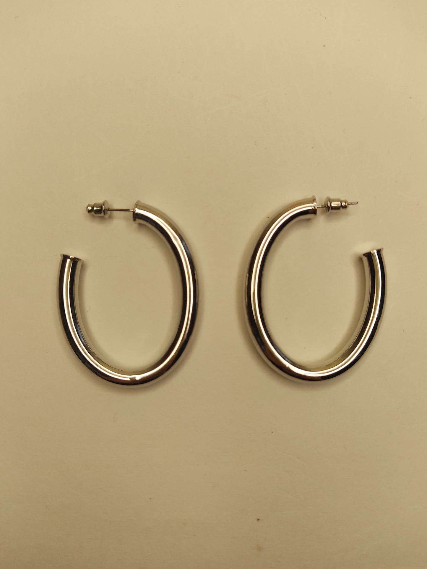 035 Large Silver Oval Hoops