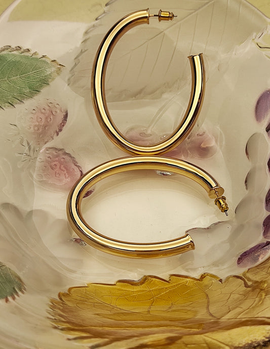 036 Large Gold Oval Hoops