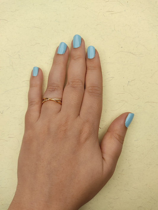 040 Gold Overlap Ring