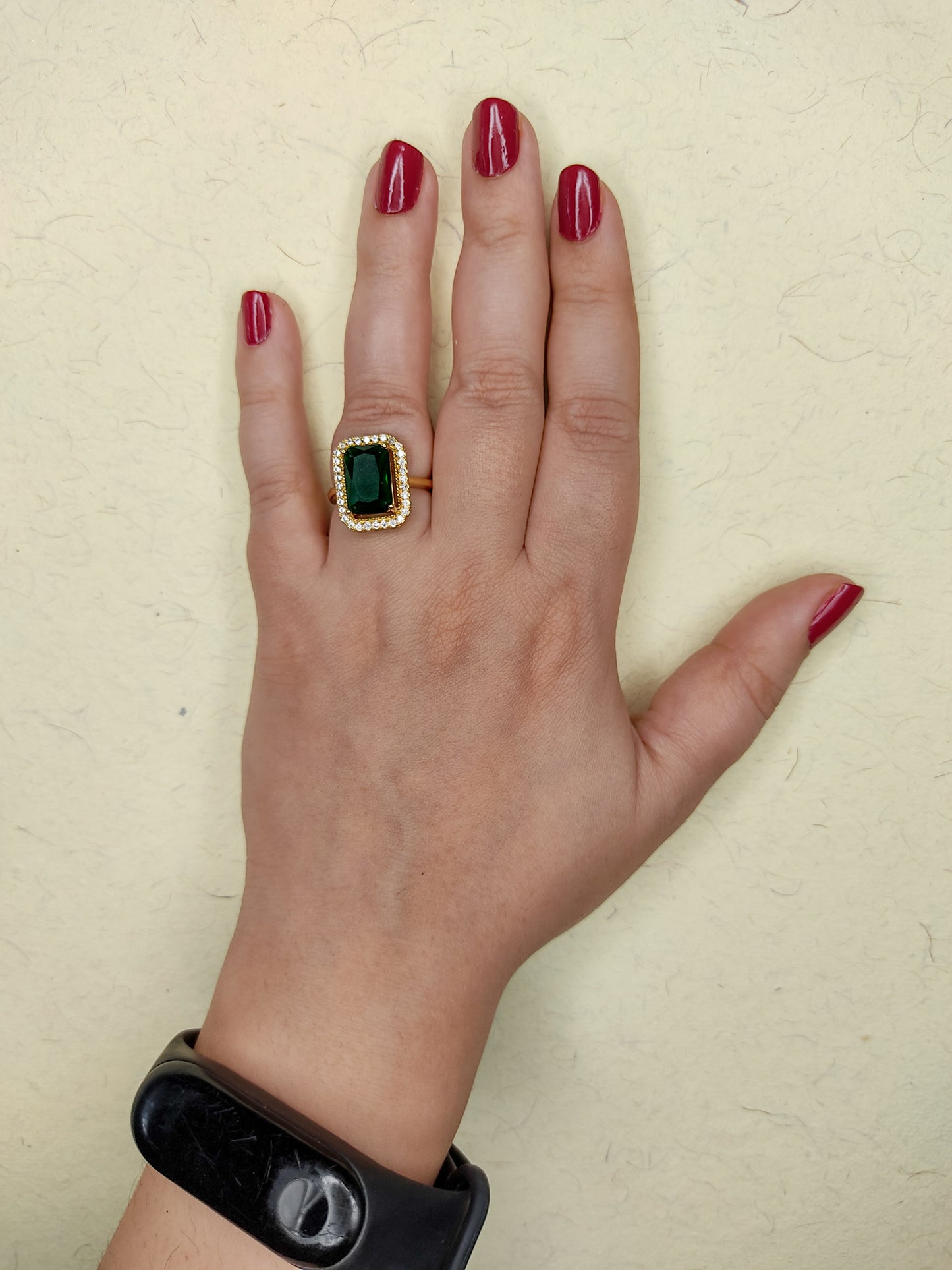 046 Green Cocktail Ring