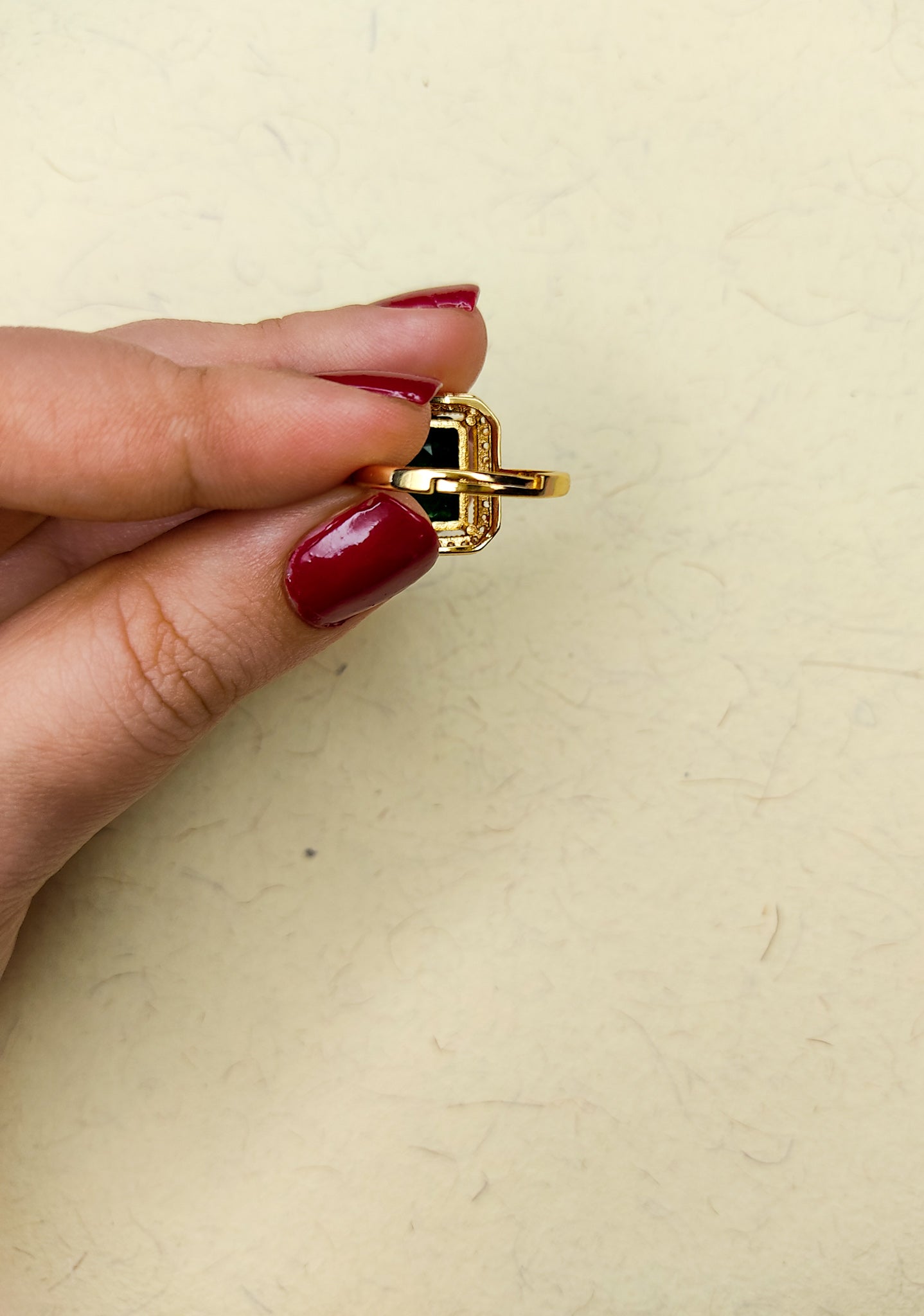 046 Green Cocktail Ring