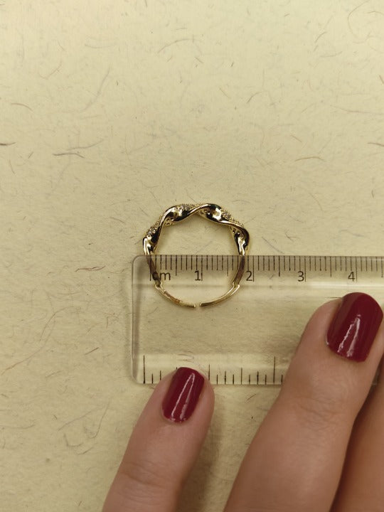 056 Gold Twist Ring