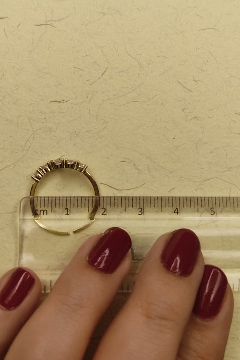 060 Gold Dainty Square Ring