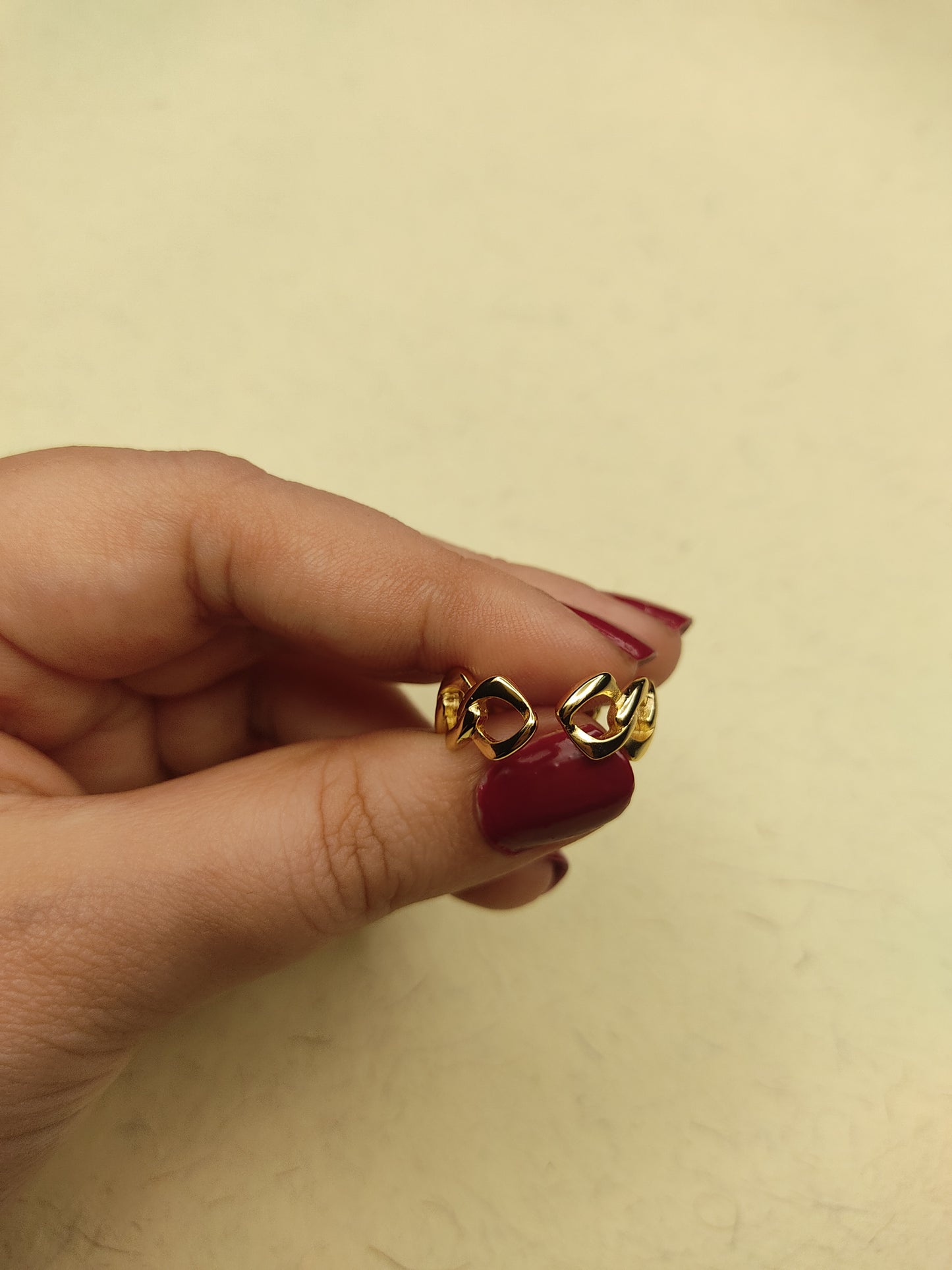 062 Gold White Chain Link Band