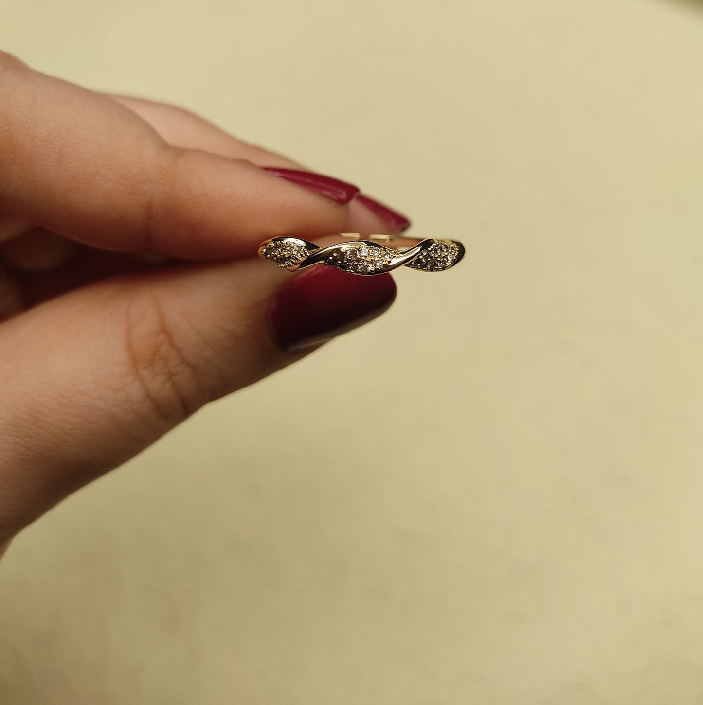 067 Gold Twist Ring