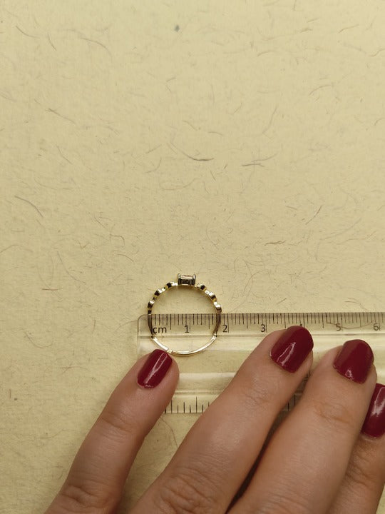 068 Gold Leaf Dainty Ring