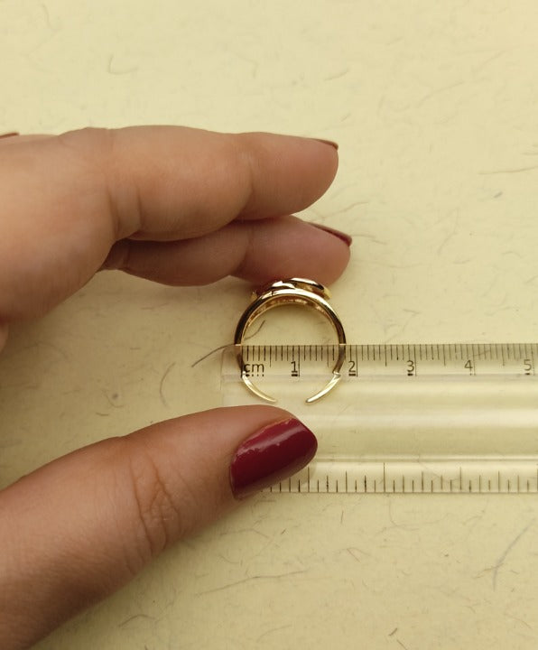 075 Gold Circular Overlap Ring