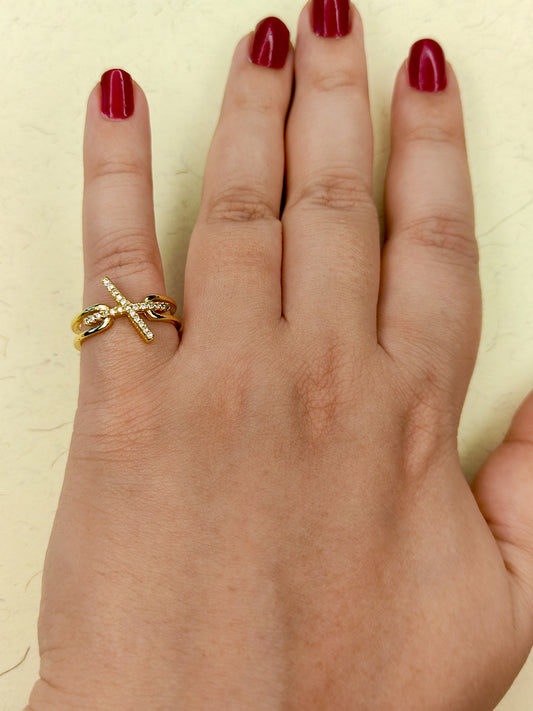 076 Gold Abstract X Ring