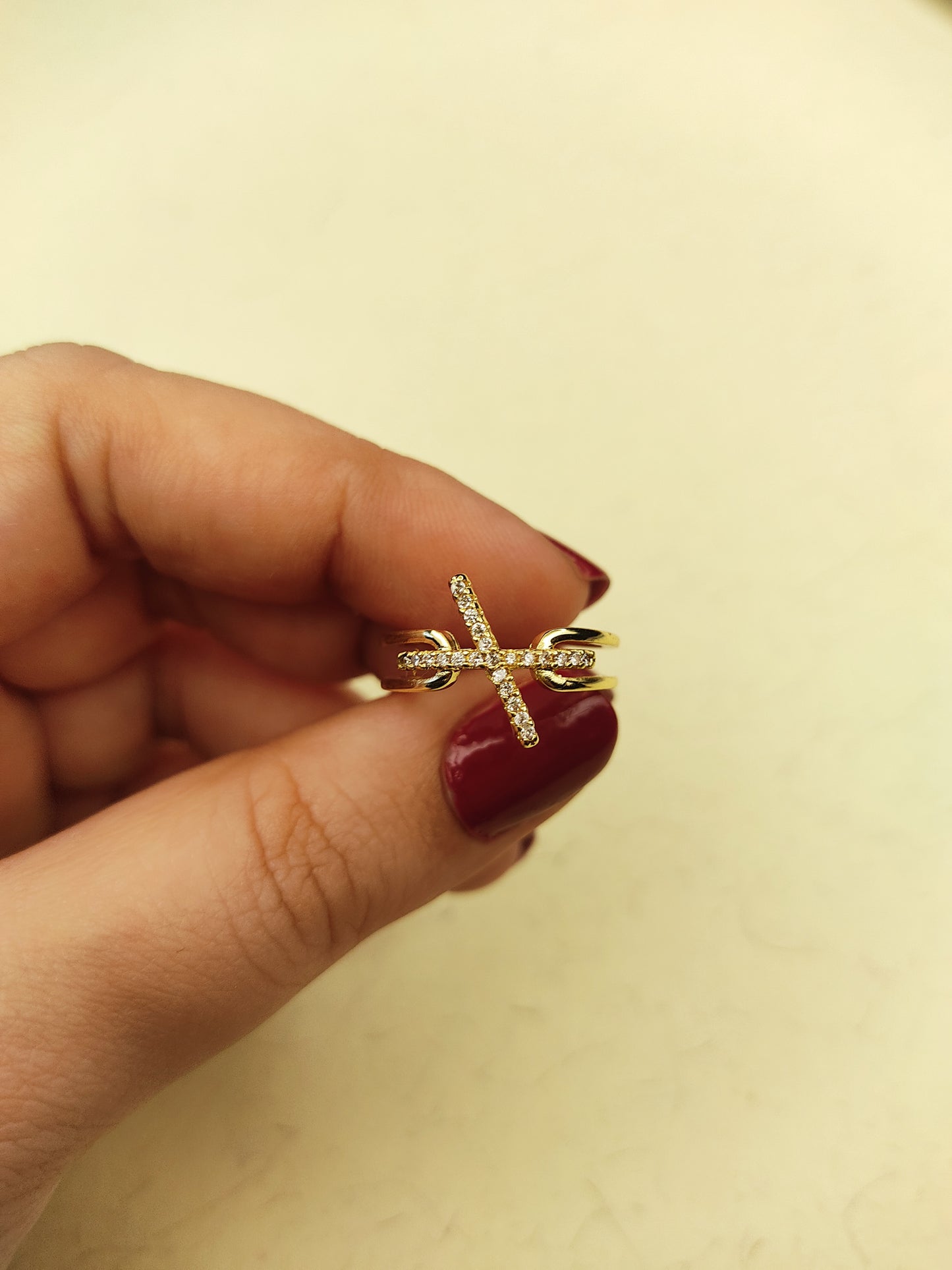 076 Gold Abstract X Ring