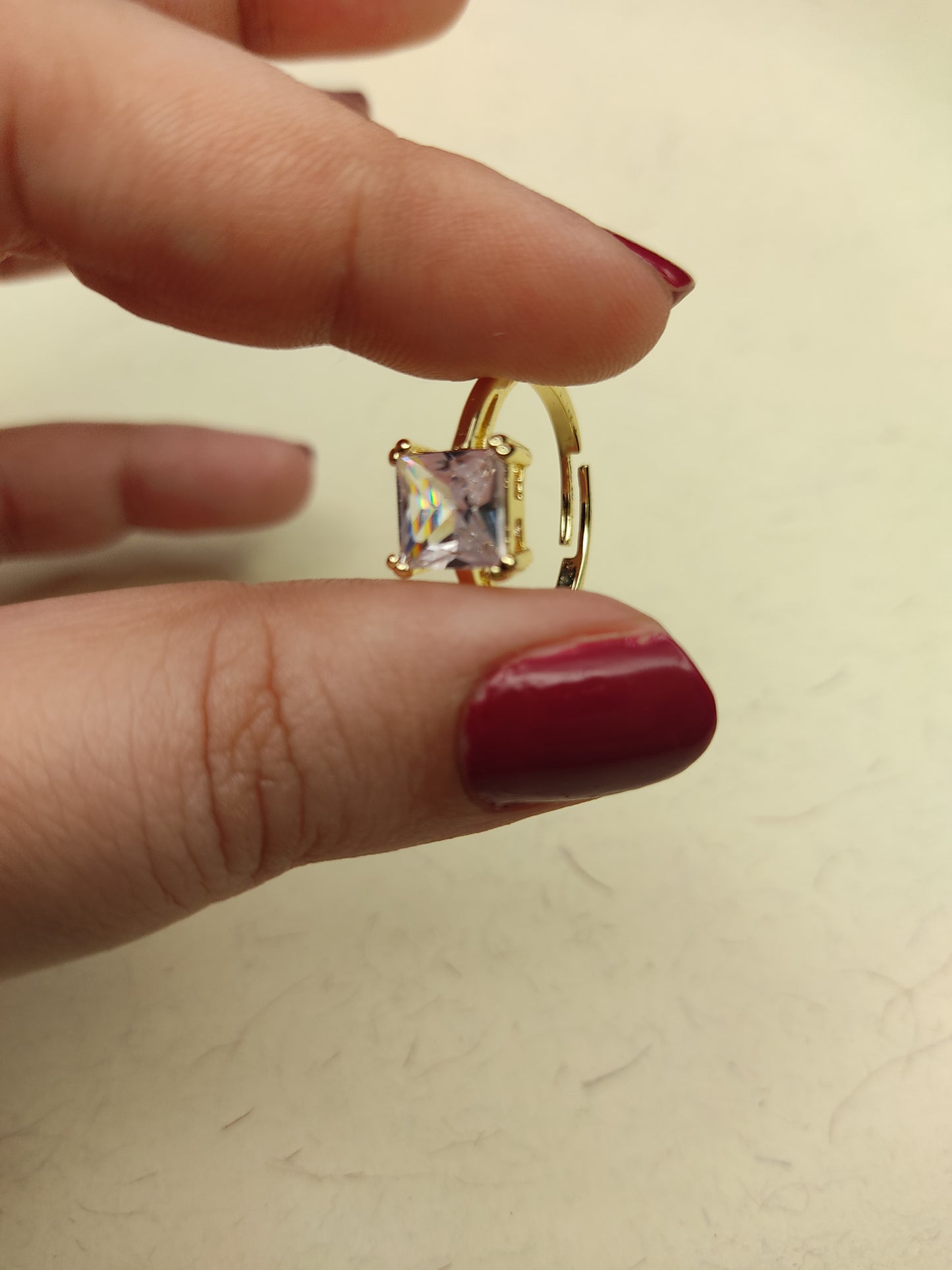095 Gold Solitaire Minimalist Ring