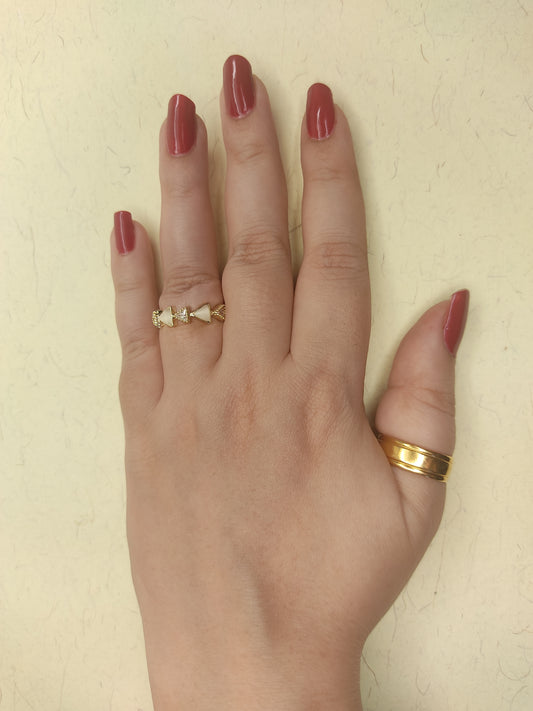 101 Gold and White Triangular Ring