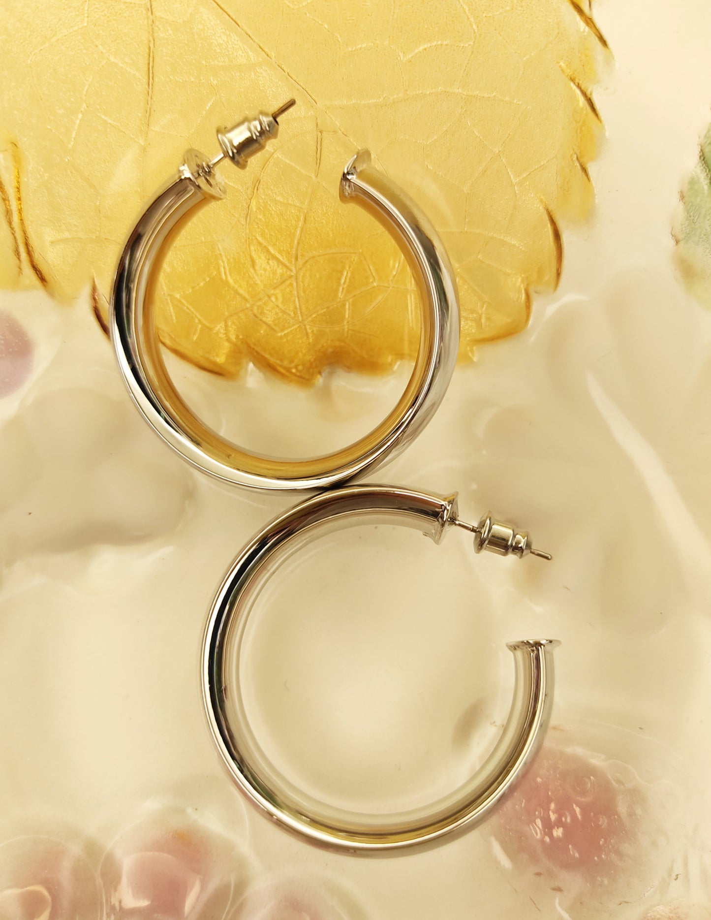 137 Silver Thick Classic Hoops