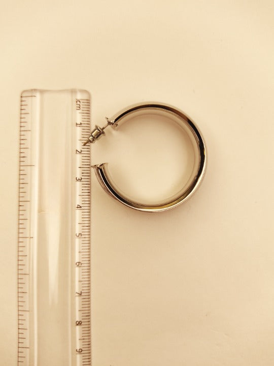 137 Silver Thick Classic Hoops