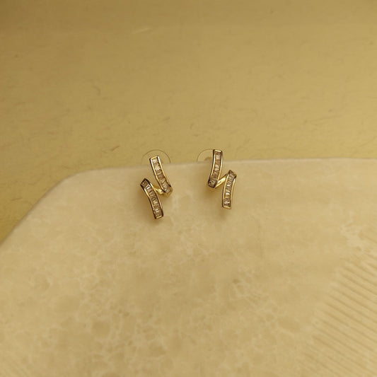 147 Gold Spiral Studs
