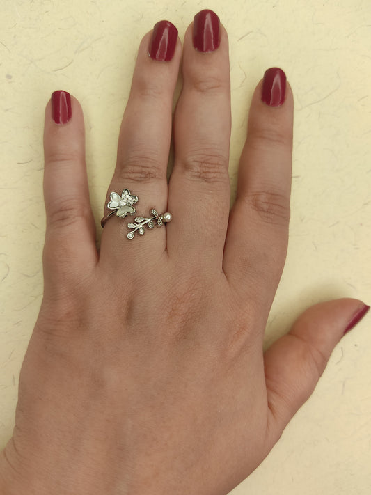 150 Silver Flower - Leaf Wraparound Ring