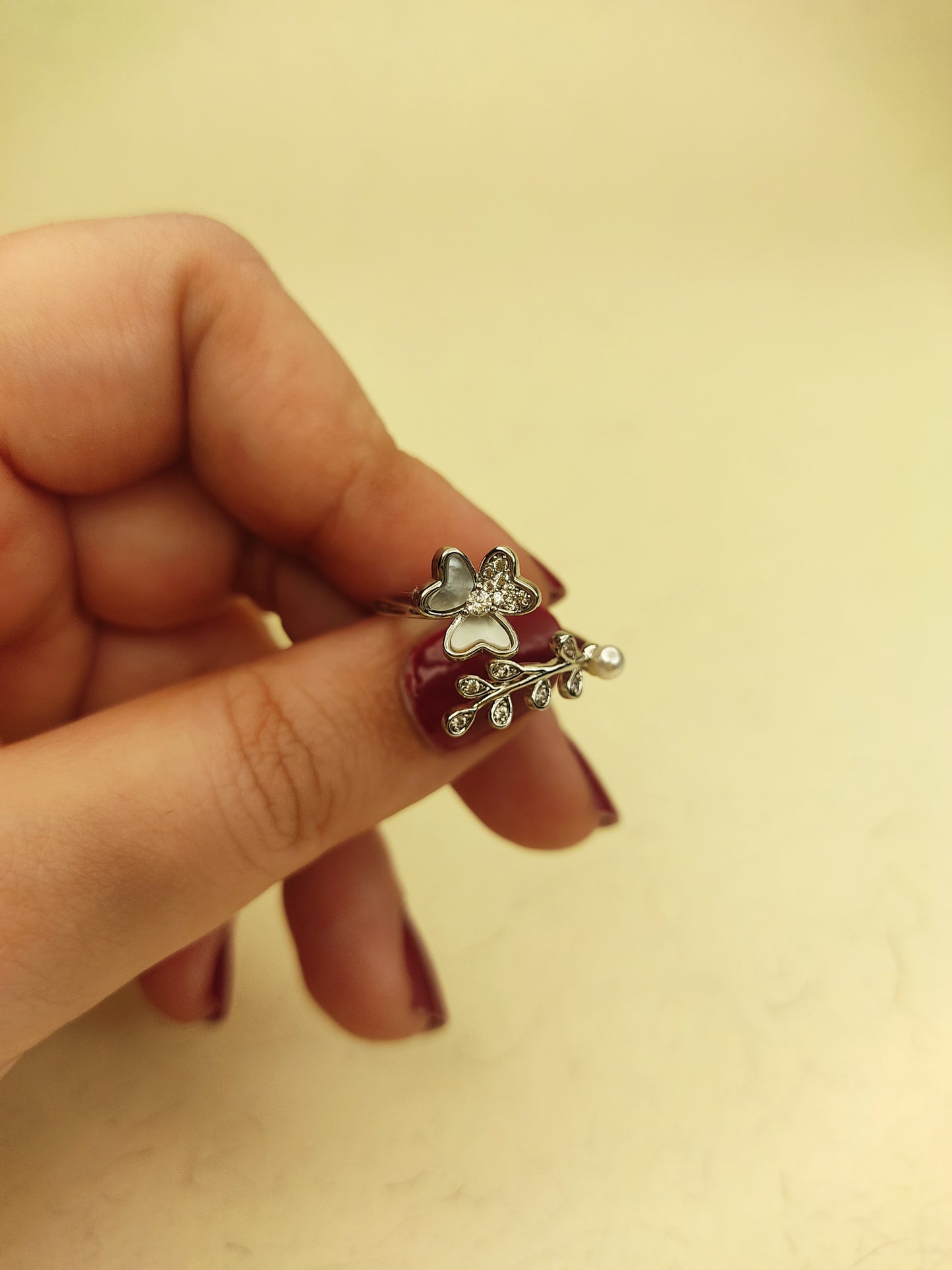 150 Silver Flower - Leaf Wraparound Ring