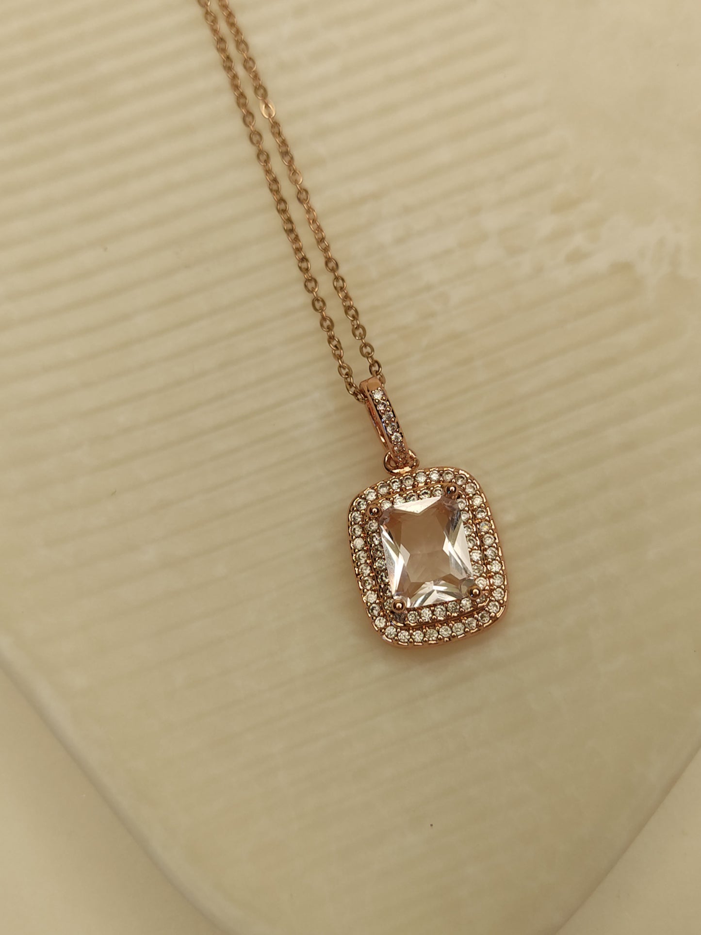 213 Rose Gold Classic Necklace