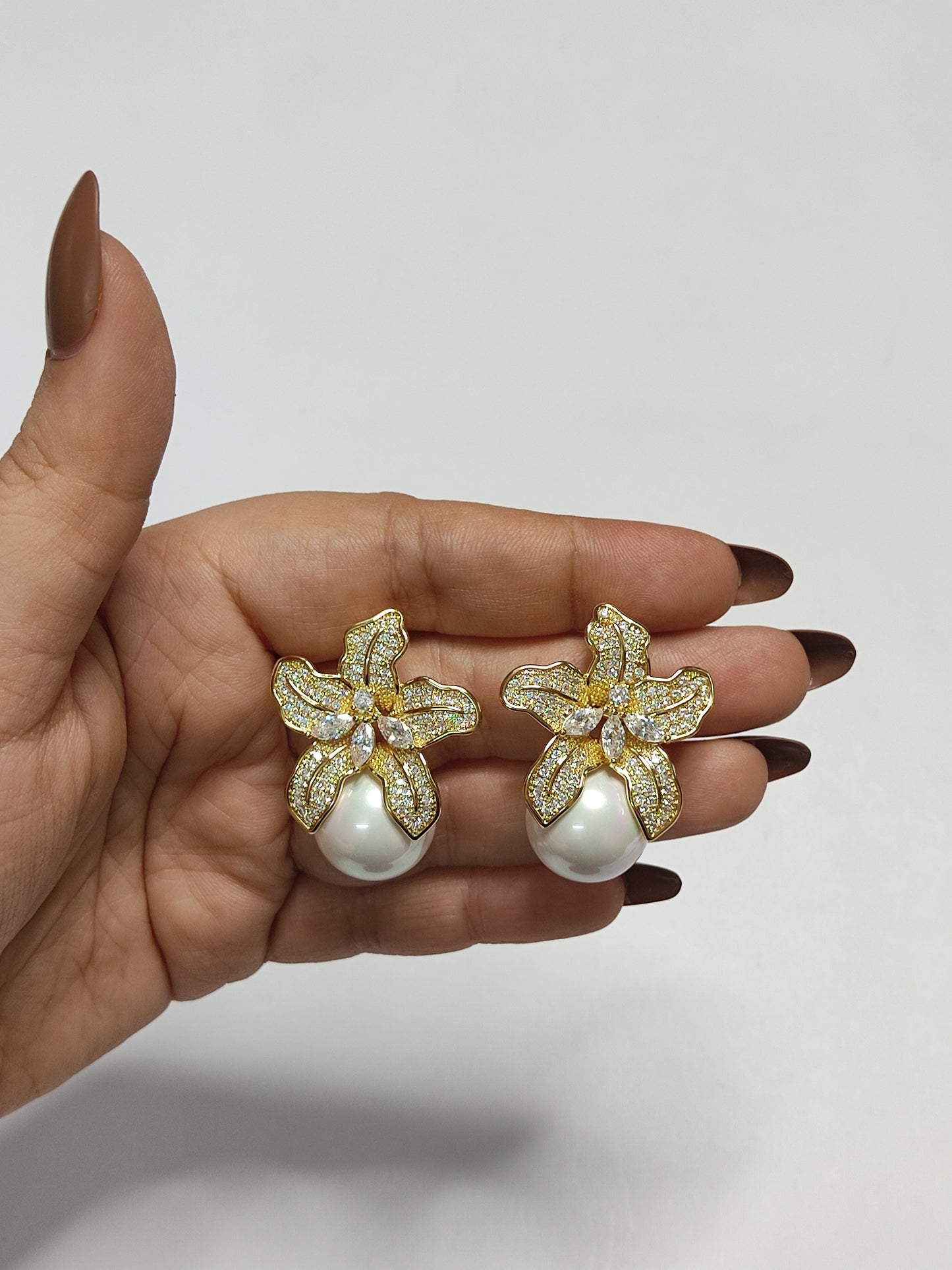 270 Gold Pearl Drops