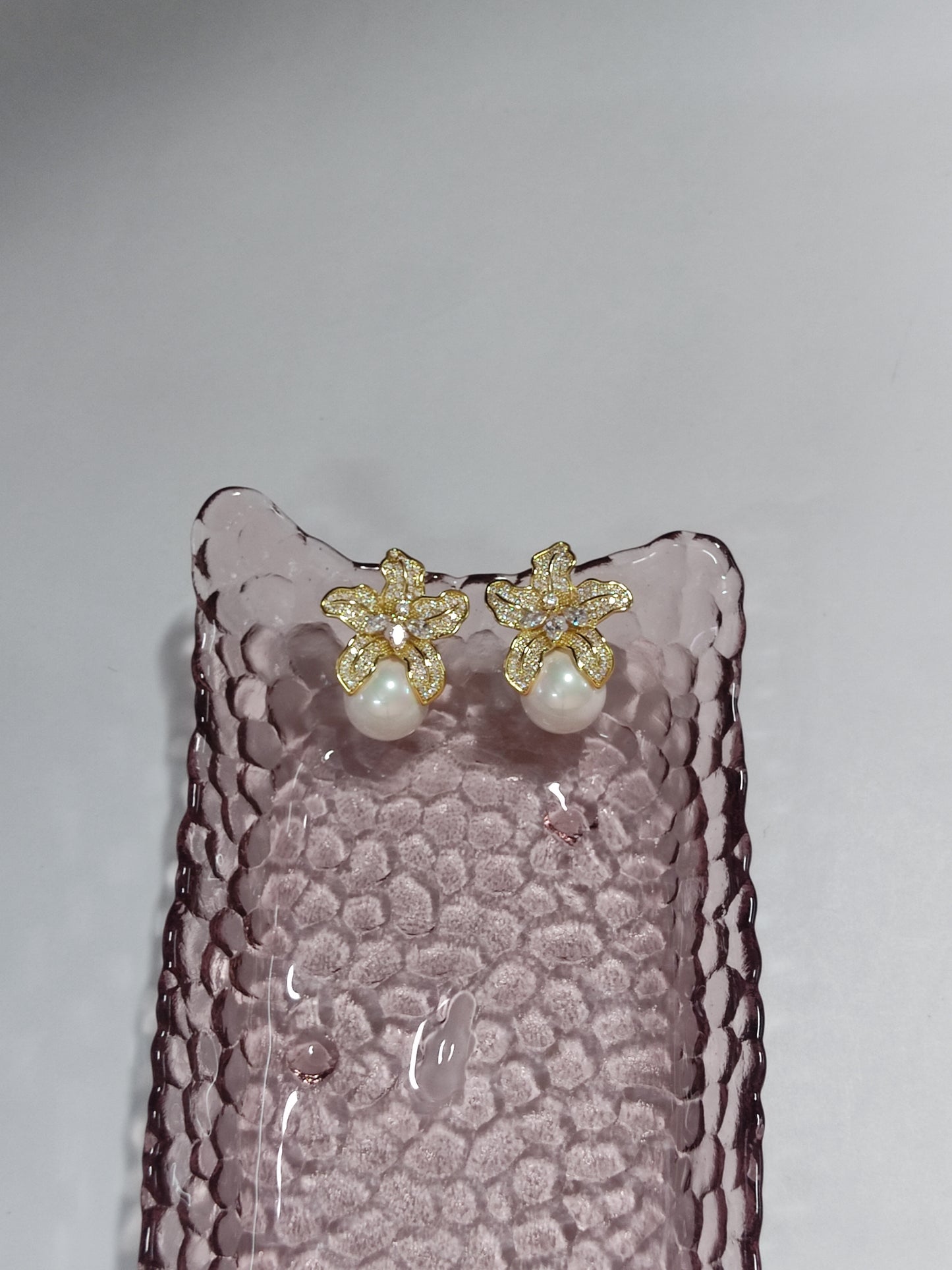 270 Gold Pearl Drops