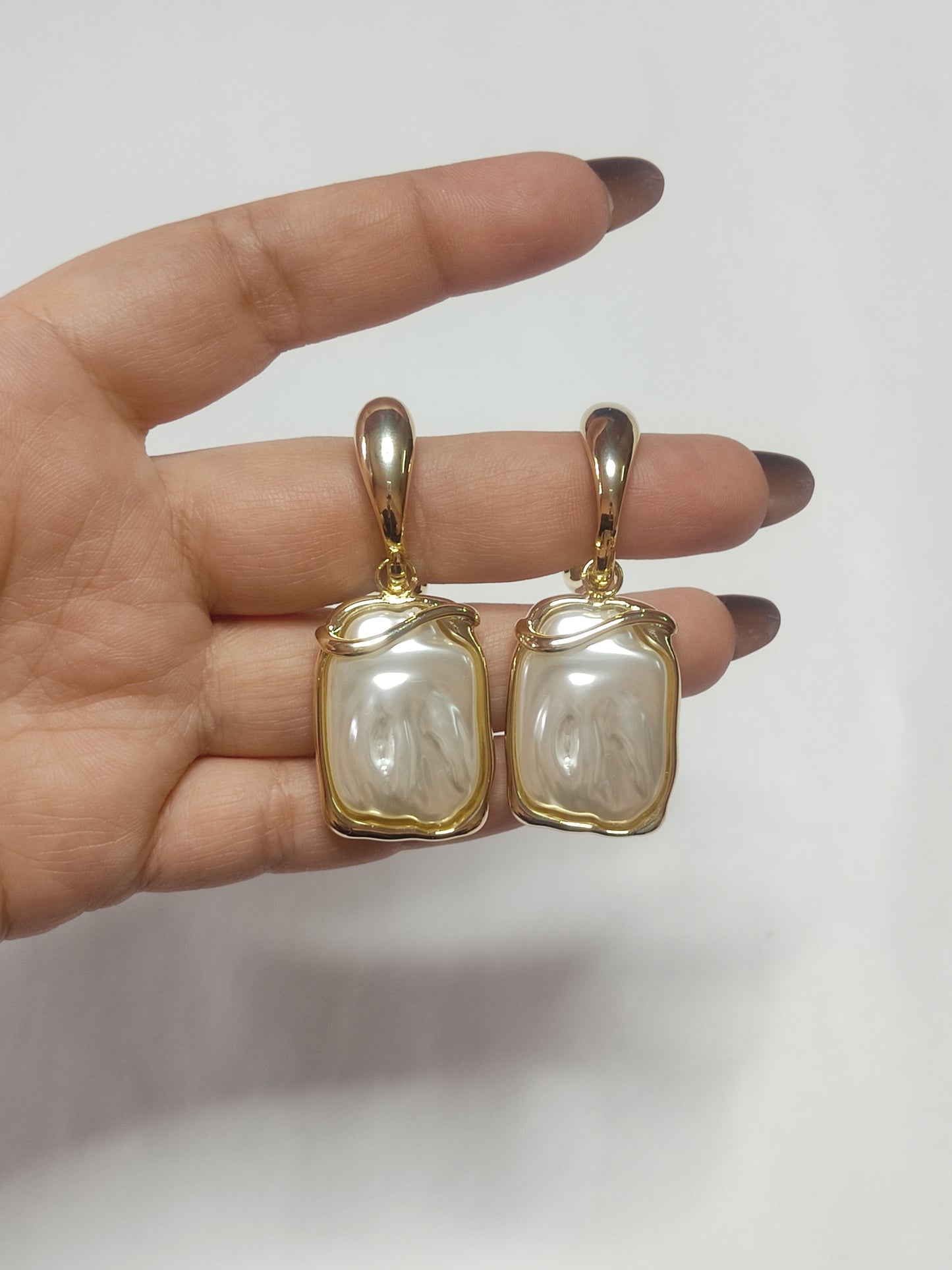 283 Gold & Pearl Geometric Danglers