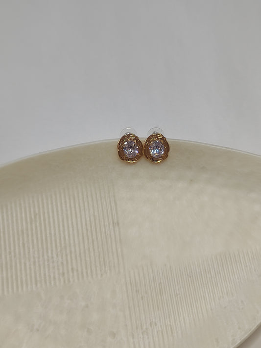 291 Gold Nest Studs