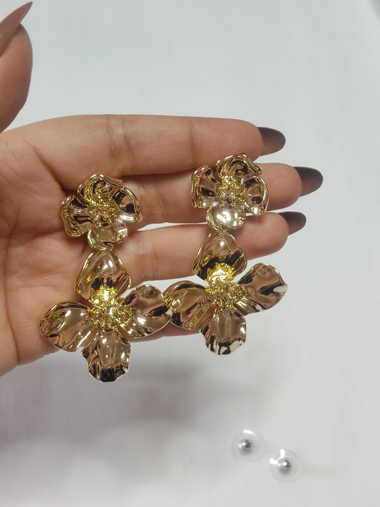 295 Gold Flower Drop Studs