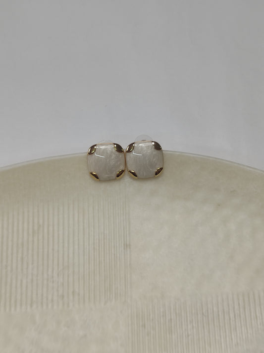 301 Pearl & Gold Cushion Studs