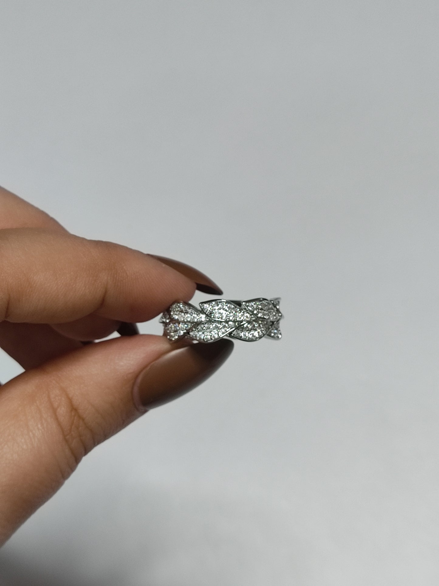 330 Silver Foliage Band